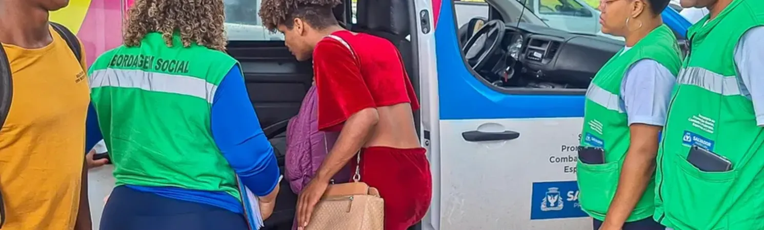 Moradores de rua de Salvador terão emprego e salário