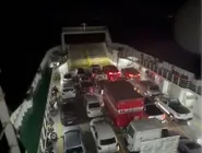 Carros se envolveram em acidente na Avenida Paralela na madrugada desta segunda-feira, 20