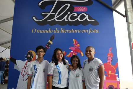 Estudantes na Flica 2024
