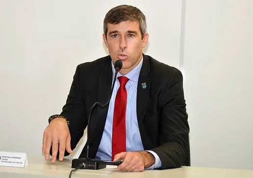 Policiais conseguiram realizar o procedimento e salvar a criança