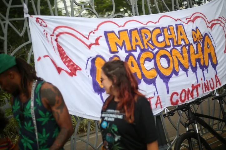Marcha da Maconha em Santo Amaro denuncia abusos
