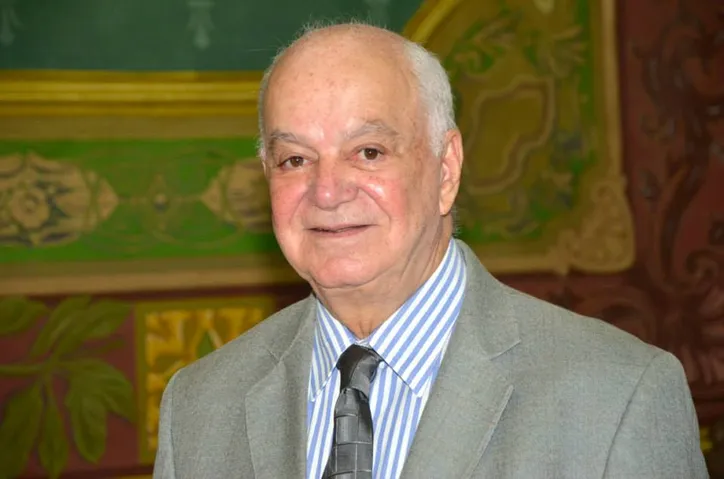 Roberval celebra sua trajetória marcada por dedicação e profissionalismo