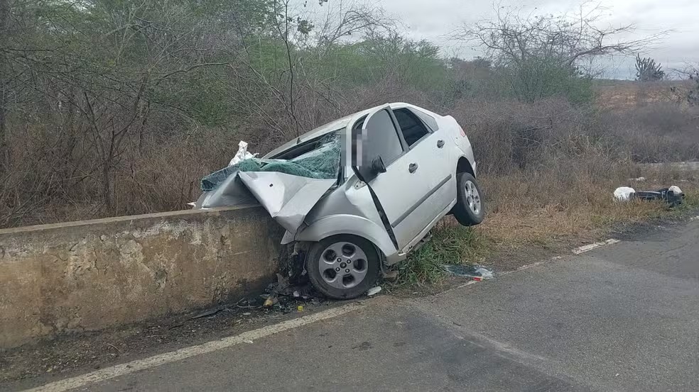 Quatro da mesma família morrem em acidente no sudoeste da Bahia