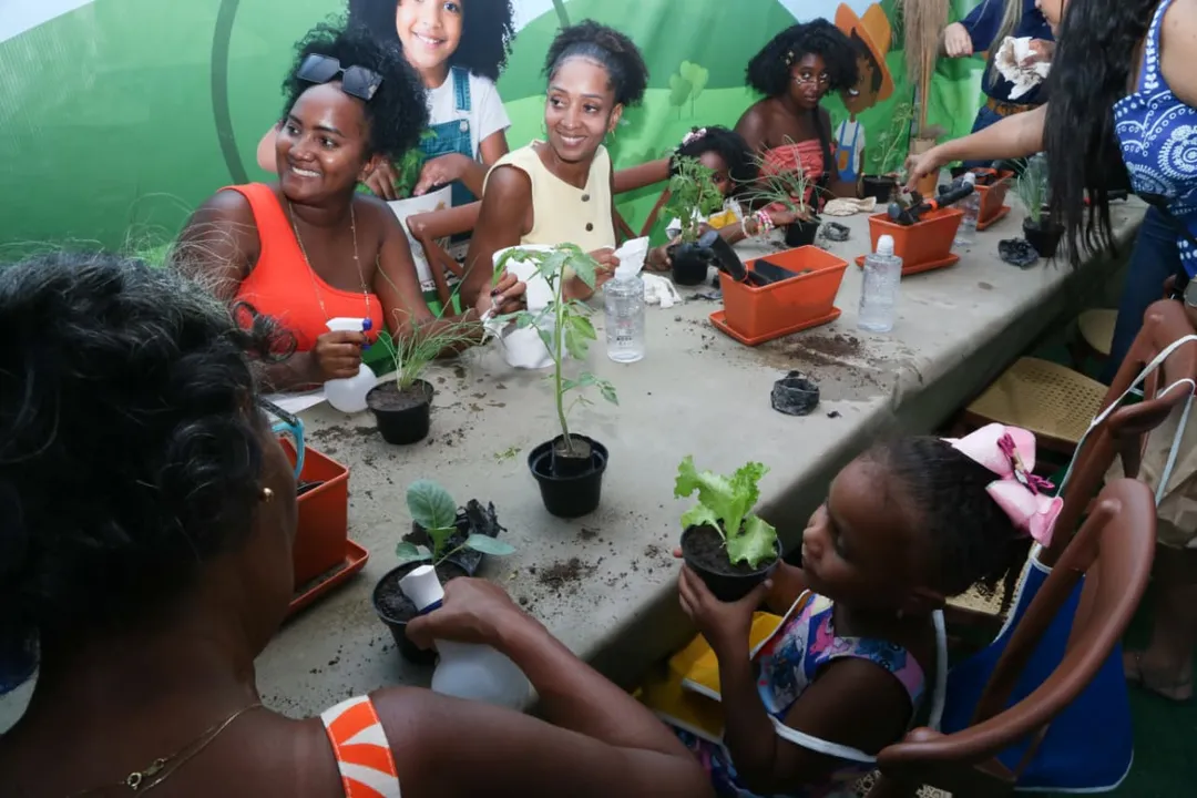 Público no espaço Semearte do A TARDE Educação