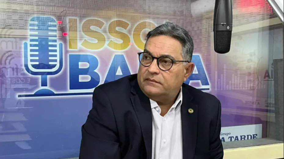 Requerimento que visava inscrever deputado Luciano Araújo (Solidariedade) foi arquivado