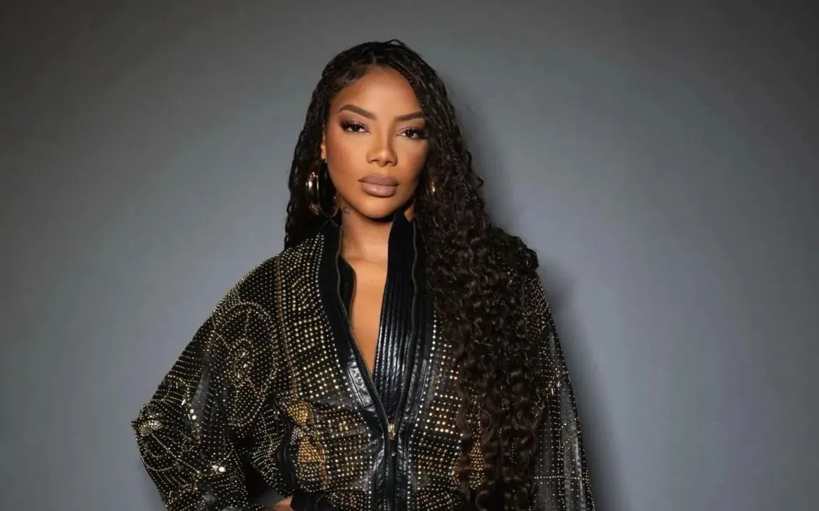 A artista detonou o canal