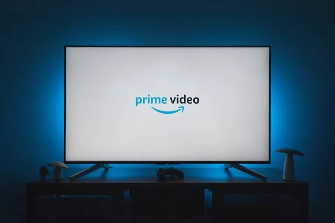 Consumidor acionou a Amazon após a inclusão de anúncios no serviço de streaming Prime Video