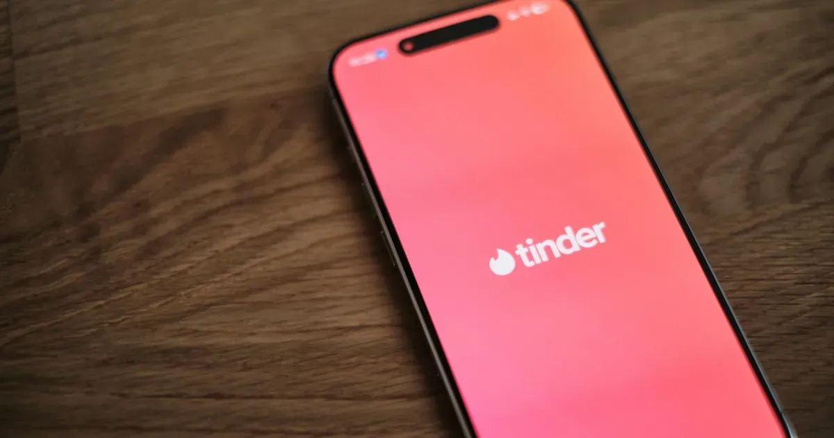 IA já está no Tinder e outros apps de namoro