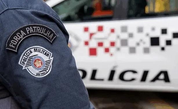 Segundo o avô, o neto ameaçou ele e a esposa com uma faca