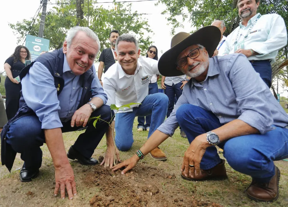 ABAF e Seagri impulsionam agenda verde na Fenagro