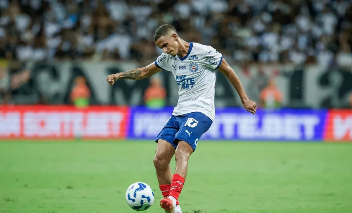 Luciano Juba em campo pelo Bahia