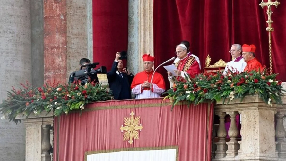 O papa Leão XIV celebrou sua primeira missa de Natal