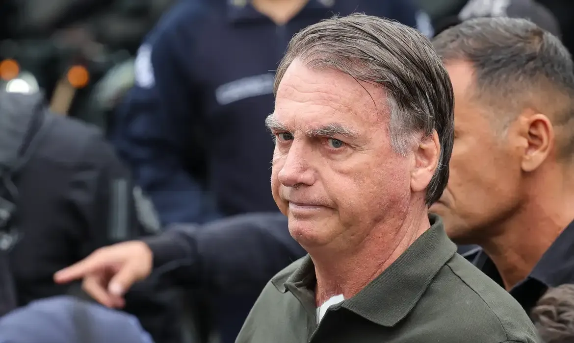 Bolsonaro sairá pela primeira vez da prisão