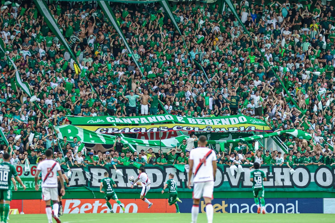 Imagem ilustrativa da imagem Chapecoense homenageia Atlético Nacional às vésperas de data histórica