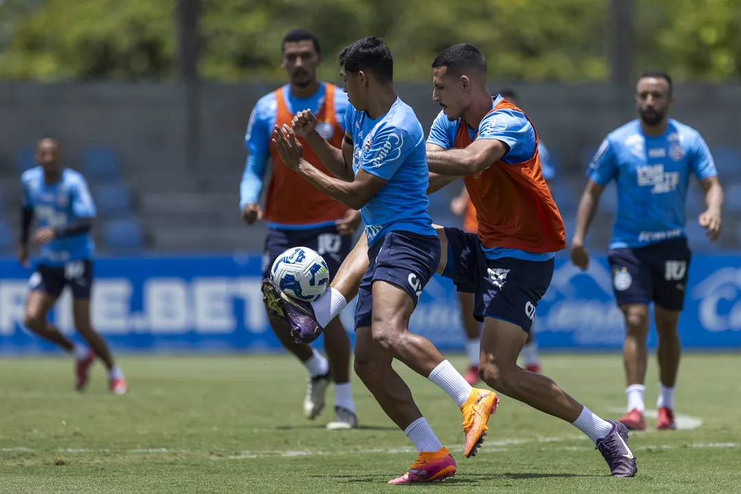 Imagem ilustrativa da imagem Com joia da base, Bahia divulga relacionados para jogo contra o Sport