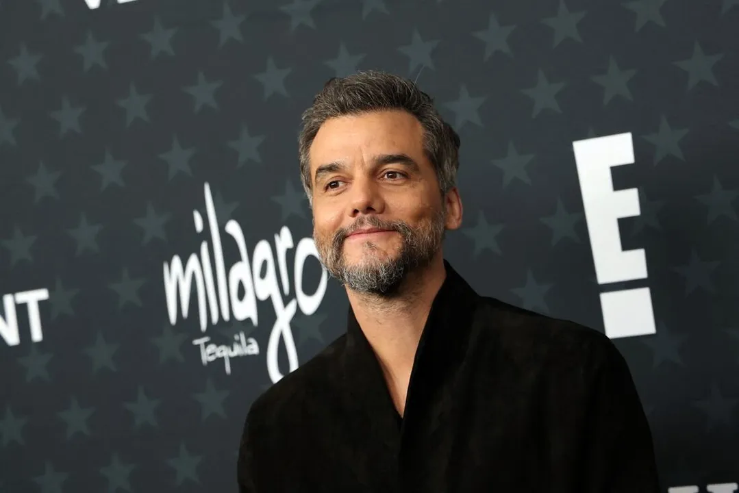 Wagner Moura mantém um apartamento que une vista privilegiada