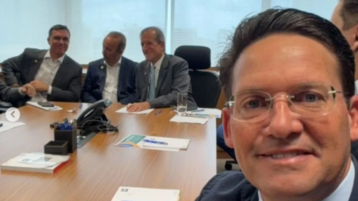 Ex-ministro é cotado para disputar o Senado