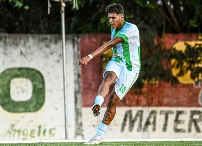 Ravelly Santos de Souza, de 22 anos,