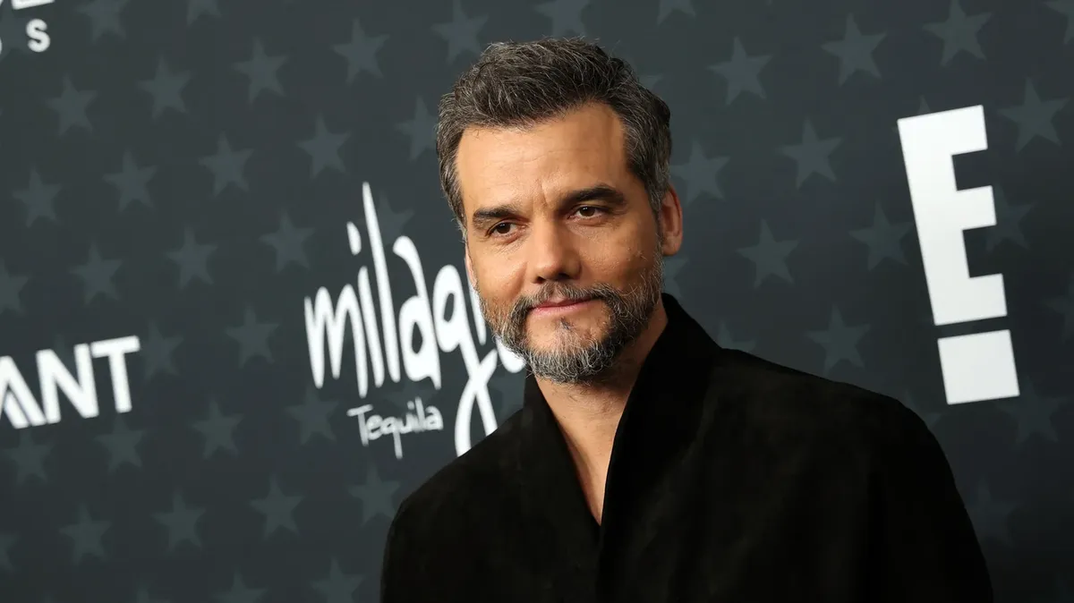 Mídia internacional aponta tratamento desrespeitoso a O Agente Secreto no Critics Choice