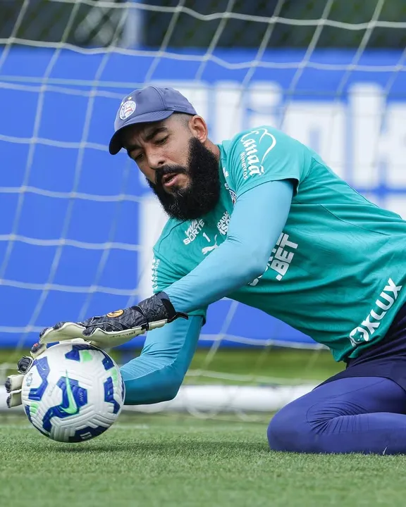 Danilo Fernandes em ação