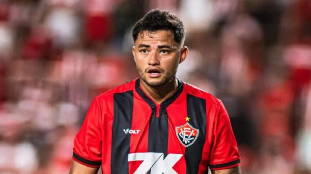 Val Soares pelo Vitória