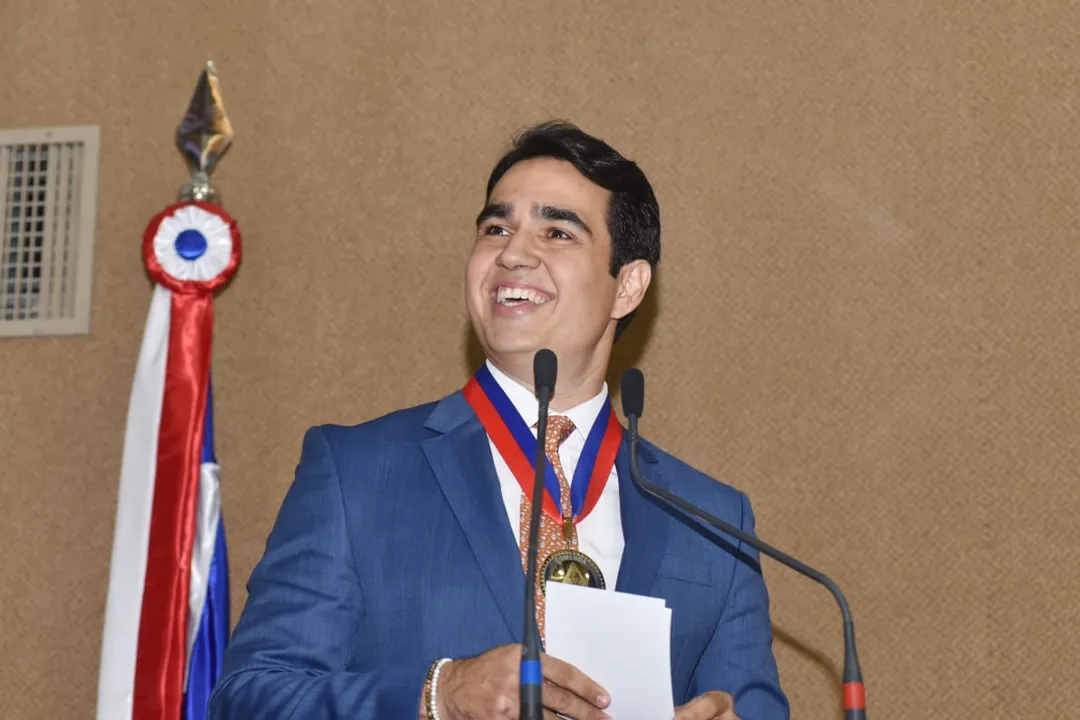 Entrega de Comenda 2 de Julho a Eduardo Sodré, secretário estadual do meio ambiente na ALBA