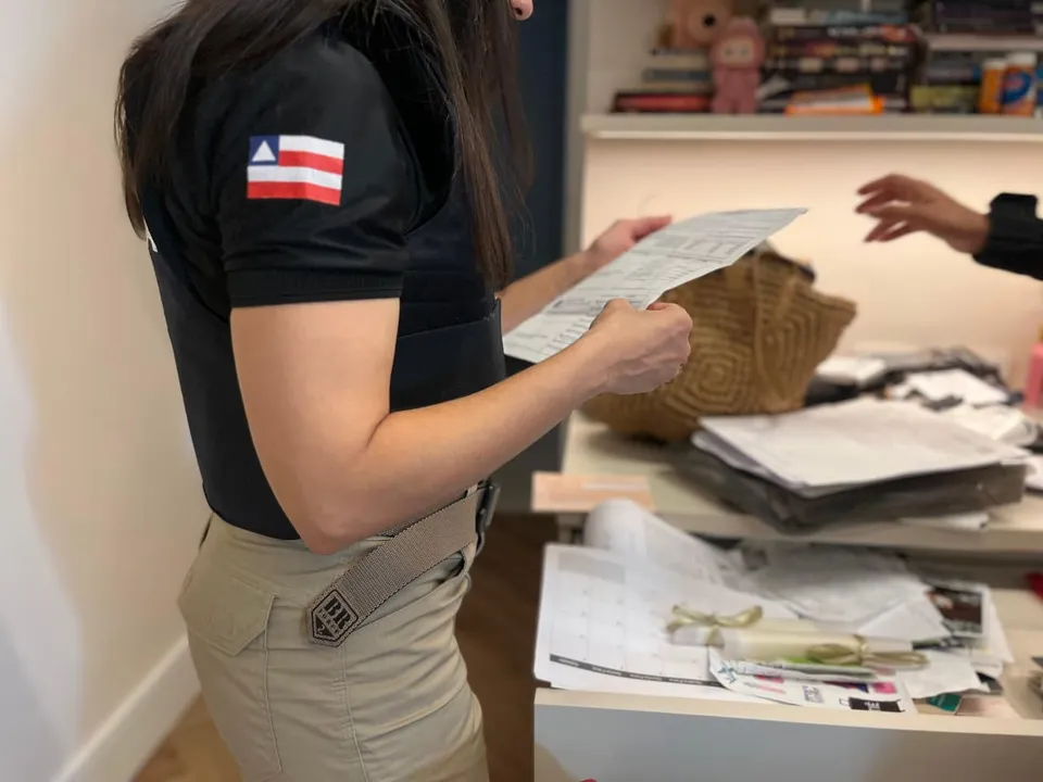 A ação cumpriu 11 mandados de busca e apreensão