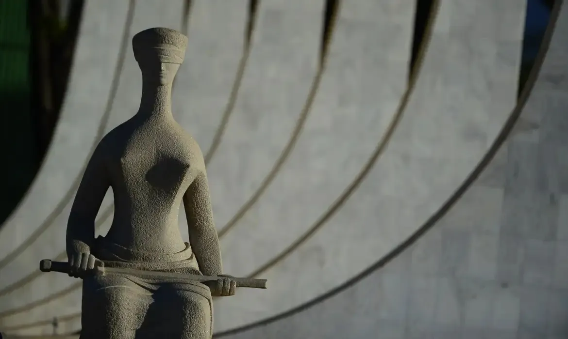 Imagem ilustrativa da imagem Evento no STF lembra três anos da invasão golpista em Brasília