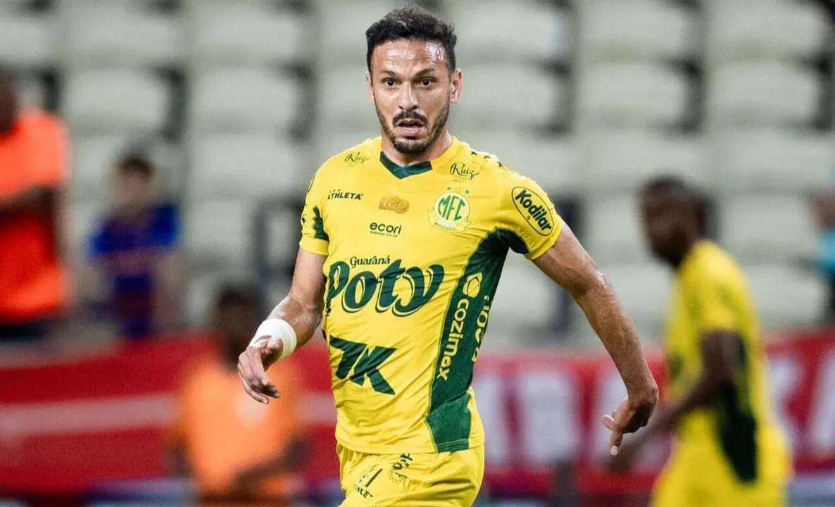 Yago Felipe em campo pelo Mirassol