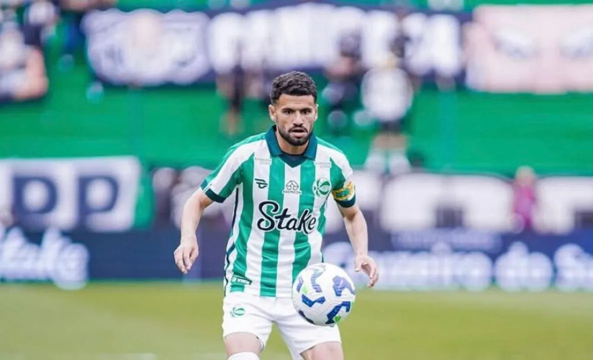 Jádson em campo pelo Juventude