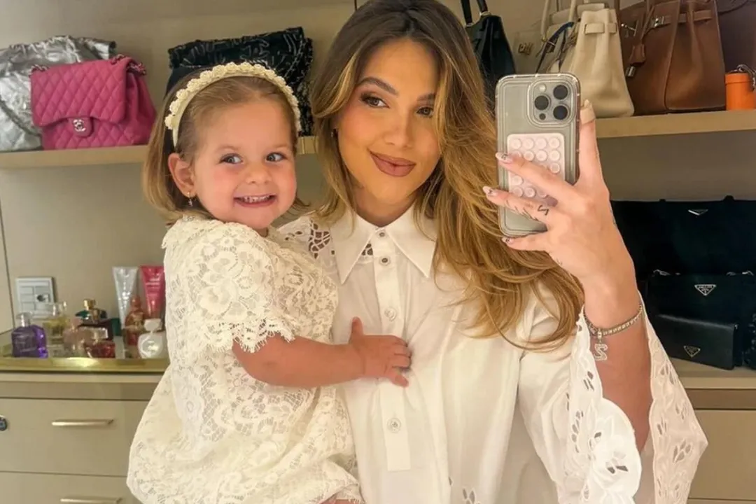 Mulher viralizou após tatuar Maria Flor no braço, nome da filha de Virginia Fonseca