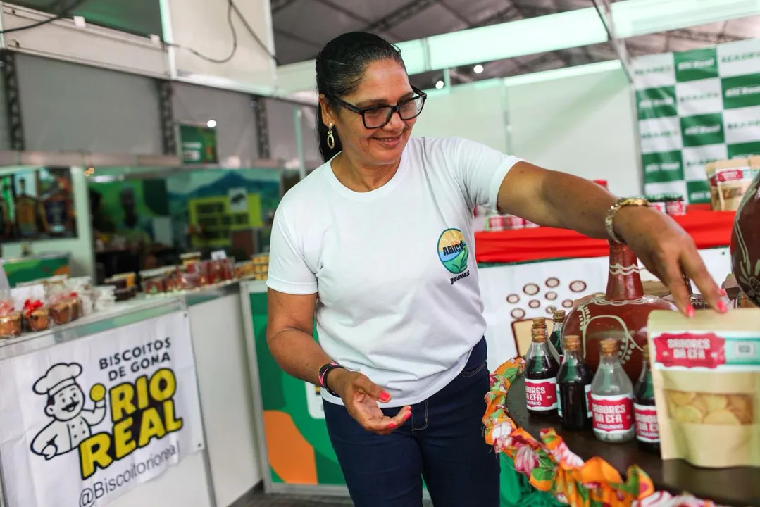 A cozinheira Maria da Conceição da Paz do Santos (Zinha), de Rio Real