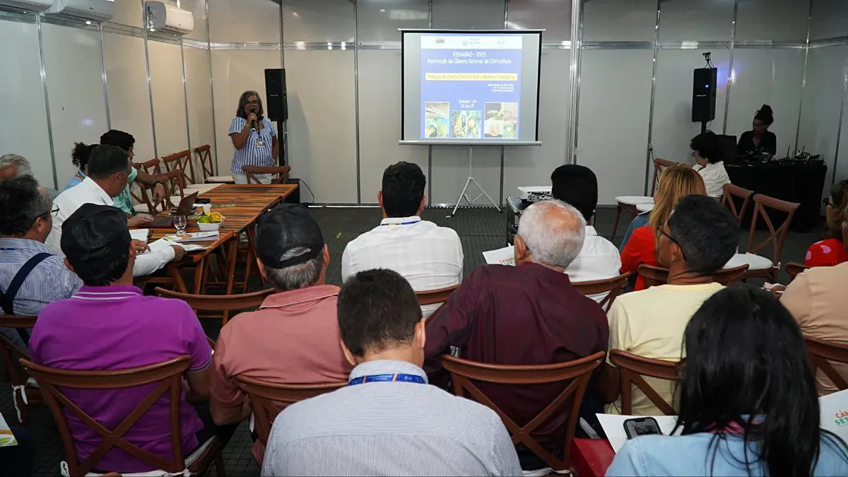 Bahia quer reerguer produção de dendê e citrus com novas estratégias discutidas na Fenagro