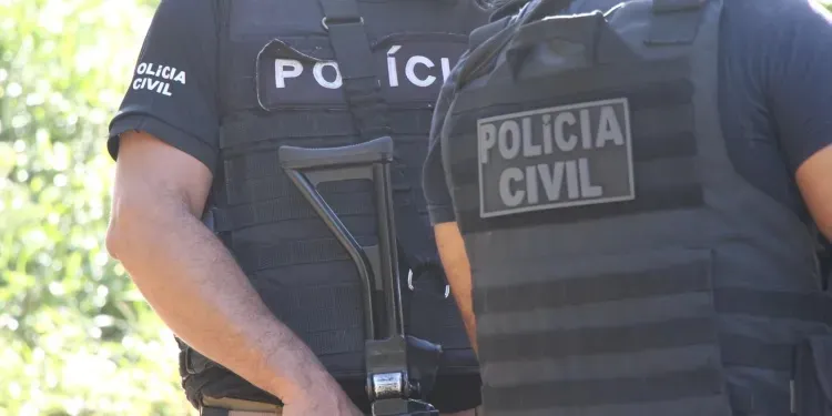 Vítima foi surpreendida a tiros logo após suspeito sair de festa