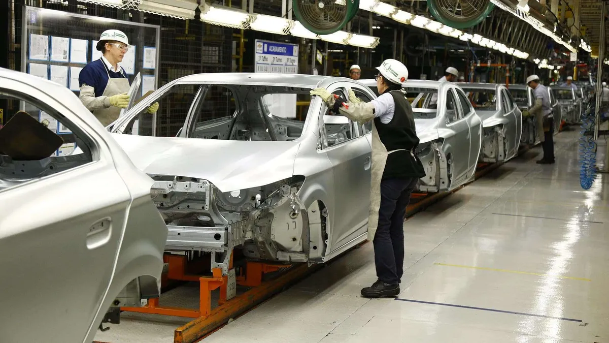 Sedã marcou época no mercado brasileiro e se consolidou como um dos modelos mais populares da montadora