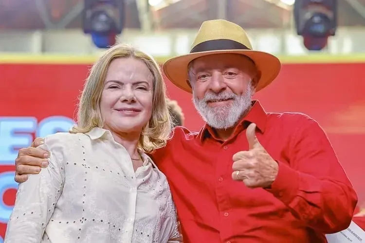 Imagem ilustrativa da imagem Gleisi defende Lula no caso Venezuela e chama Tarcísio de “cínico”