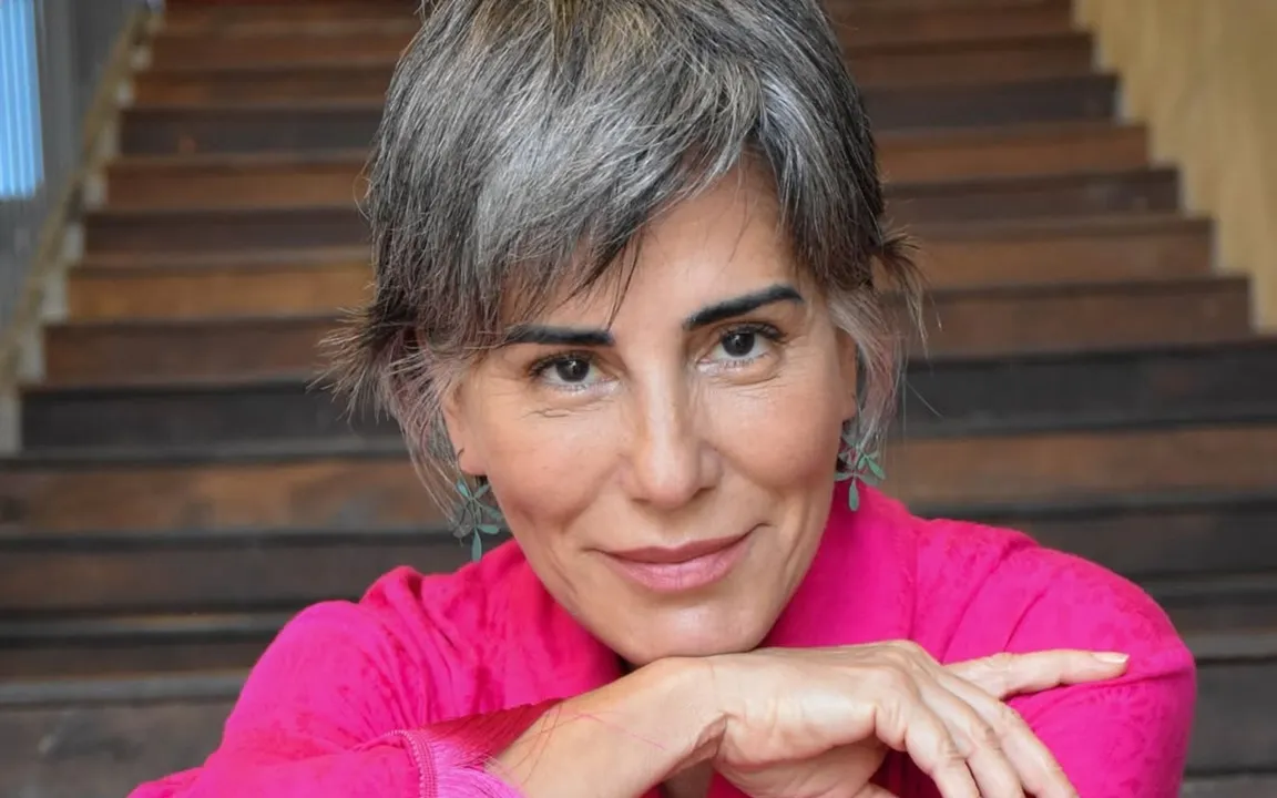 A atriz foi convidada para posar nua