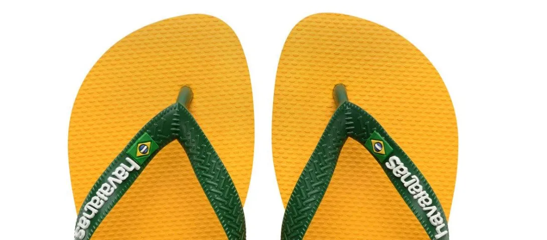 Propaganda das Havaianas abre debate político