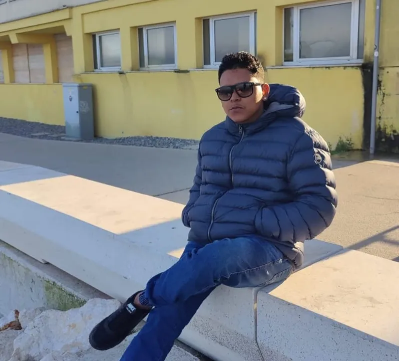 Música se junta aos memes e comentários divertidos que tomaram conta das redes