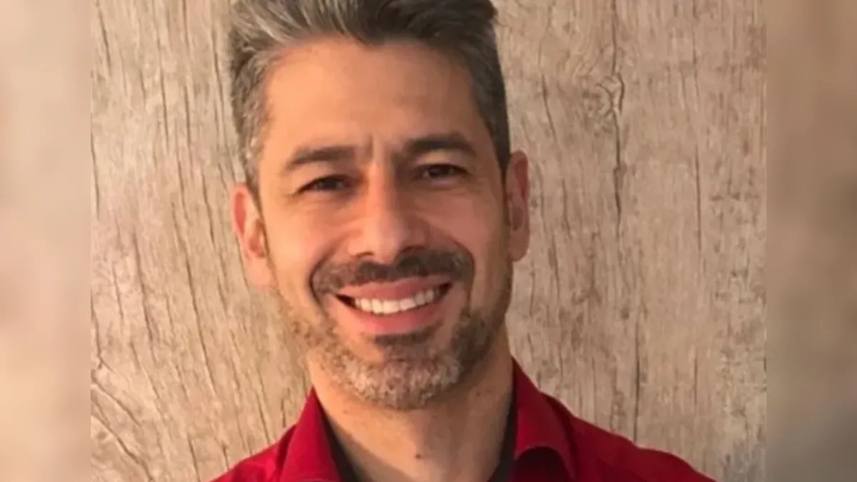 David Cosac Júnior teria chutado carrinhos de compra e insultado gerente de estabelecimento