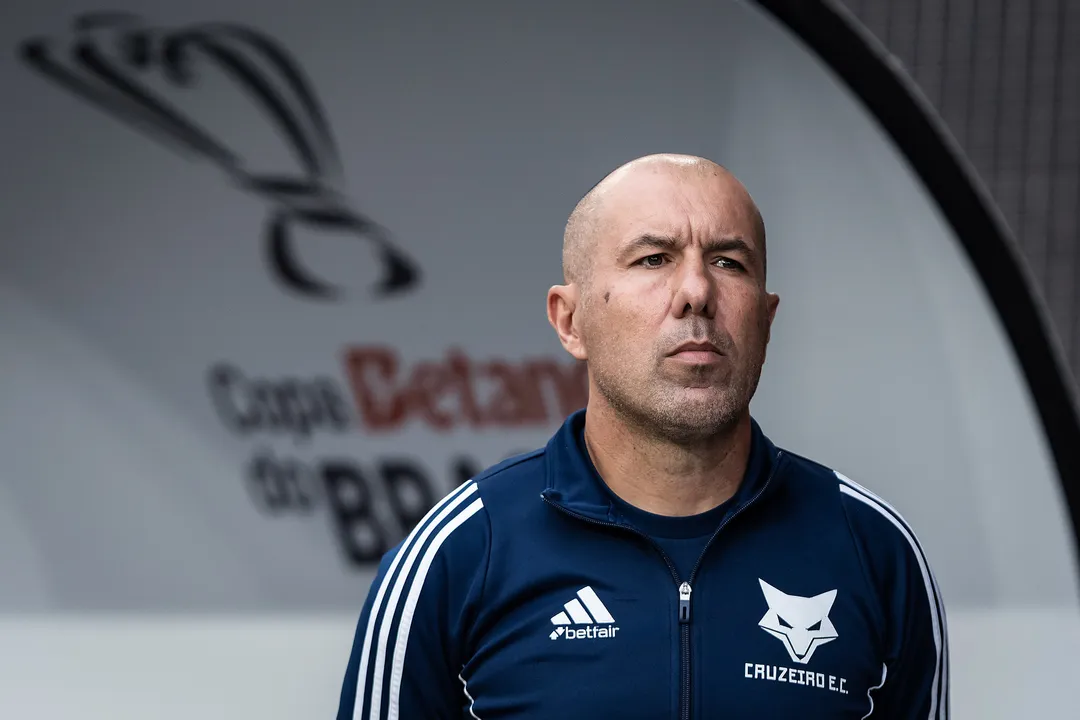 Leonardo Jardim não fica no Cruzeiro em 2026