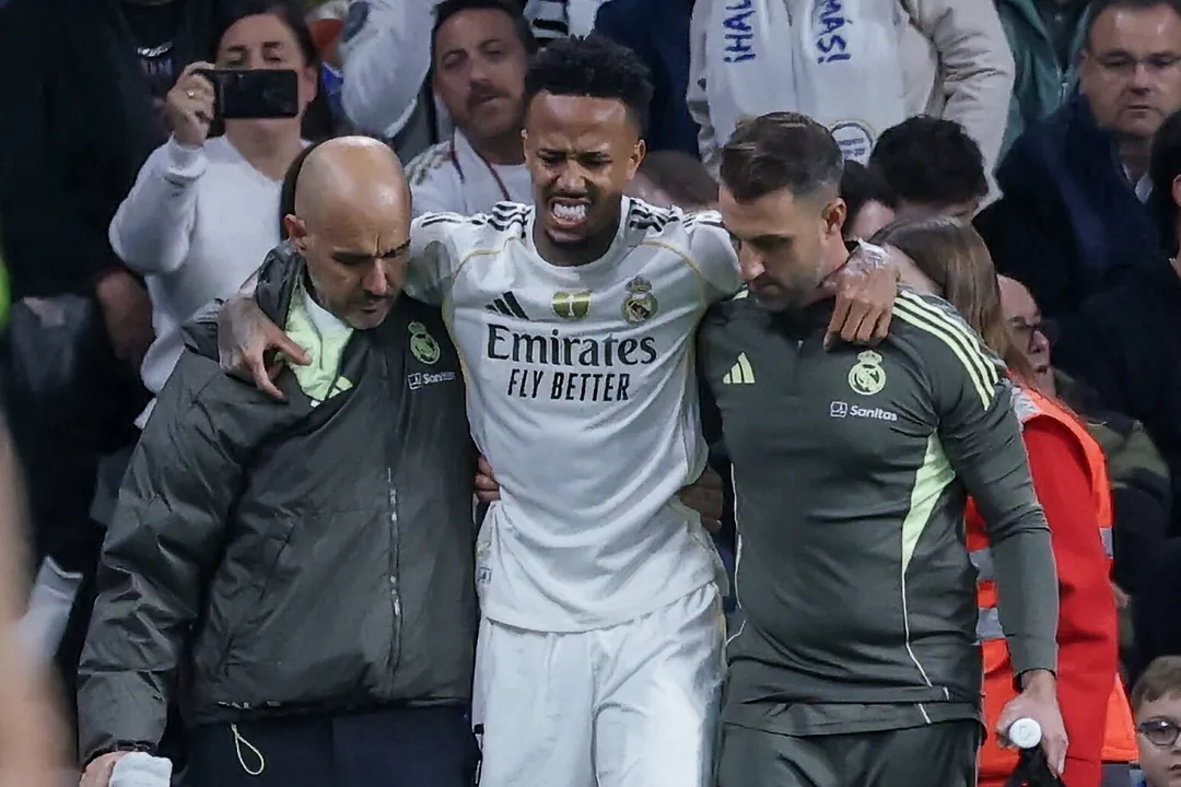 Militão se machuca novamente e vira desfalque no Real Madrid