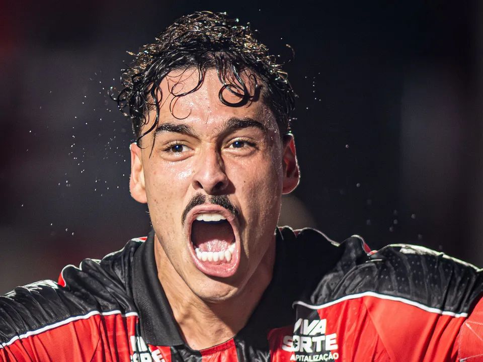 Lucas Halter, zagueiro do Vitória