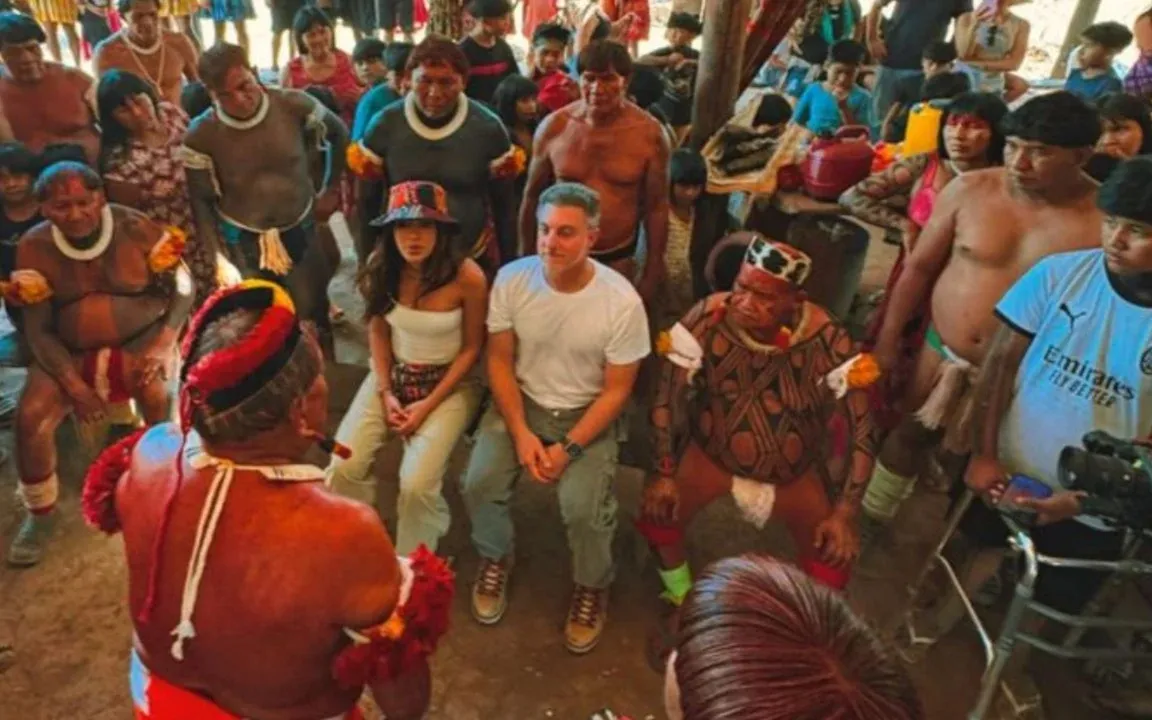 O comunicador gravou ao lado da cantora Anitta