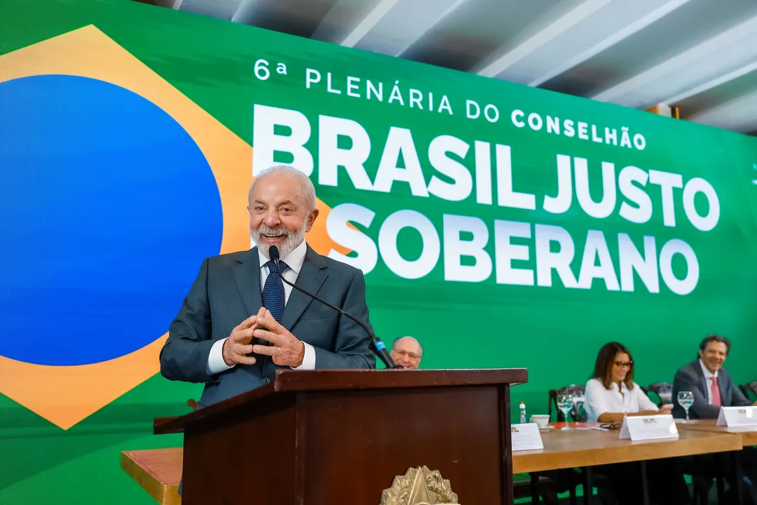 Lula projeta vitória nas eleições de 2026.