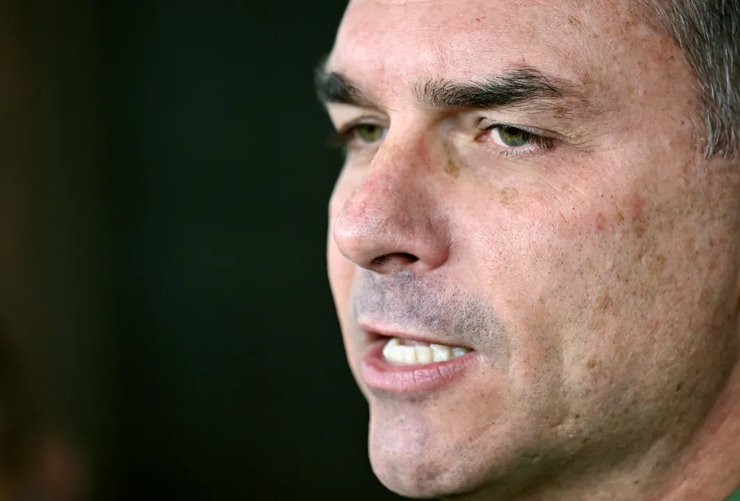 Flávio Bolsonaro pode concorrer à Presidência da República em 2026.