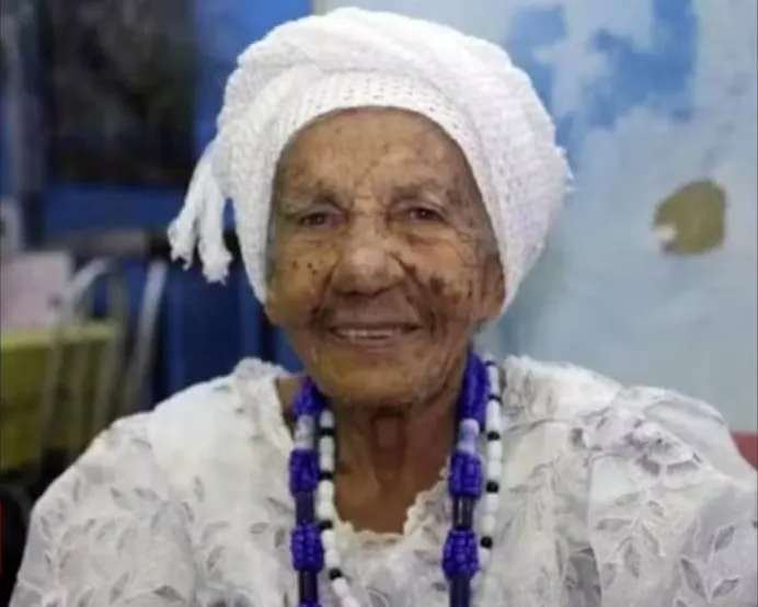 Imagem ilustrativa da imagem Morre Mãe Carmosina, uma das principais líderes religiosas da Bahia