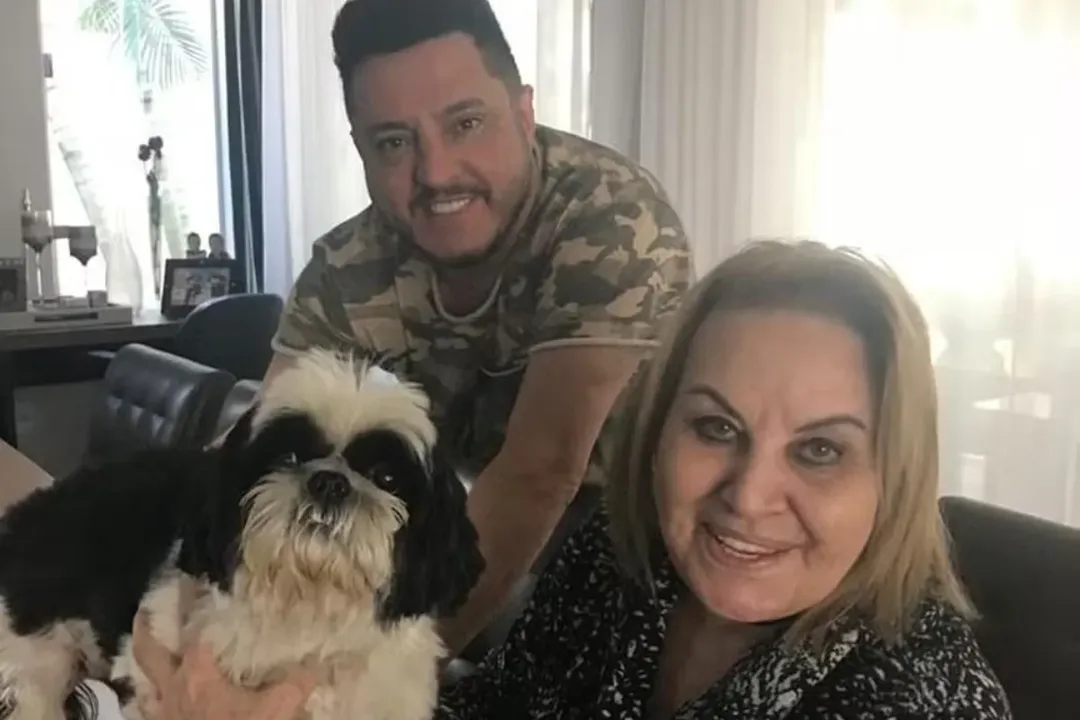 Bruno e a mãe, Dona Anita