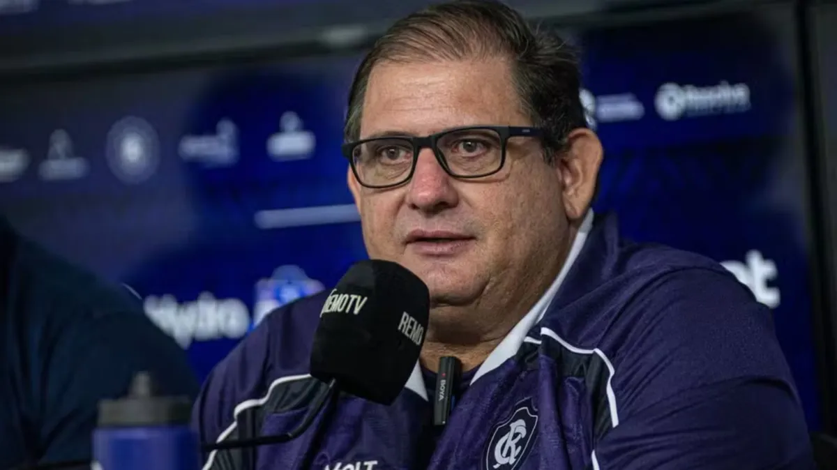 Guto Ferreira no comando do Remo