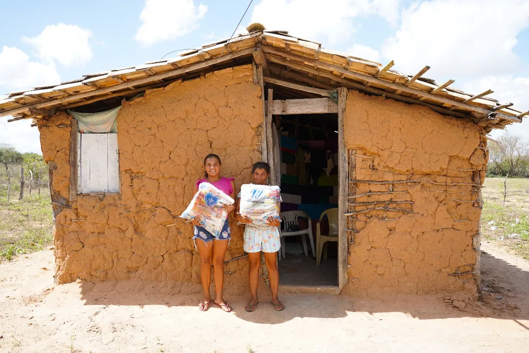 Ação Solidária transforma o Natal no Sertão da Bahia